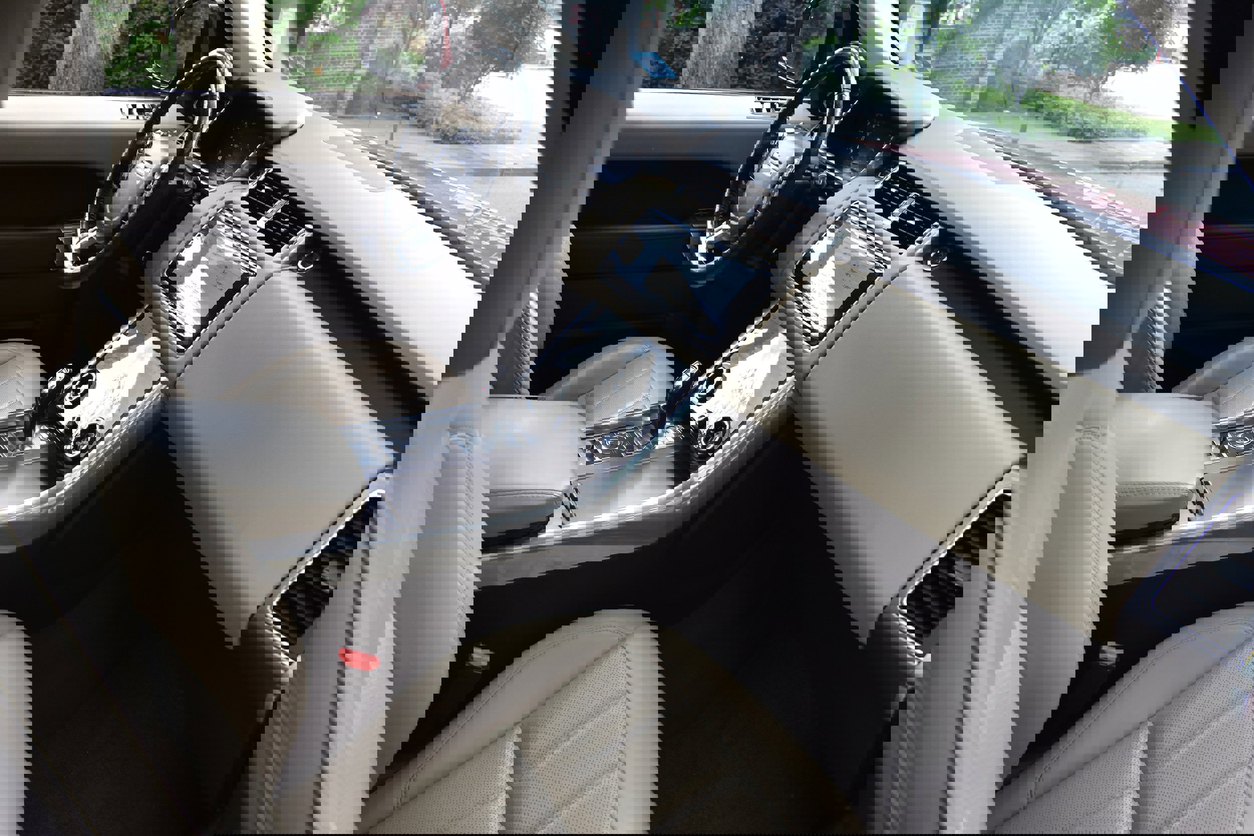 Used 2019 Land Rover Range Rover Sport HSE image 27