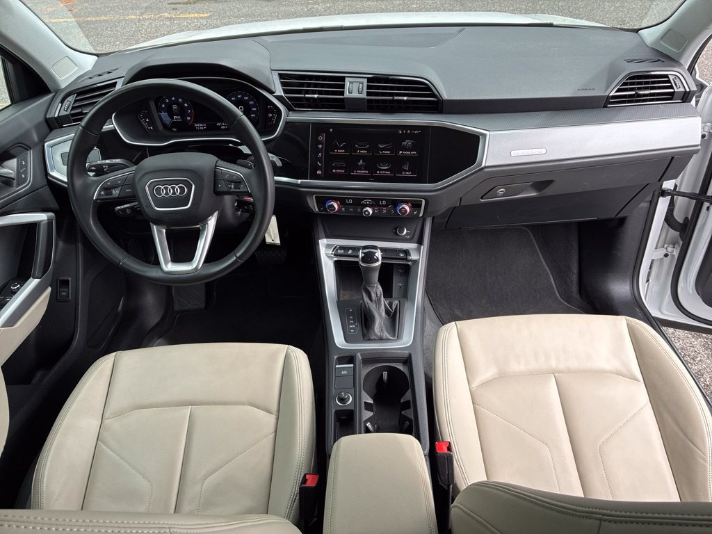 Used 2025 Audi Q3 2.0T Premium AWD/4WD image 48