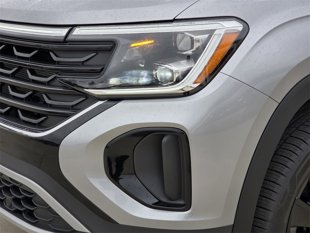 New 2026 Volkswagen Atlas Cross Sport SE image 6