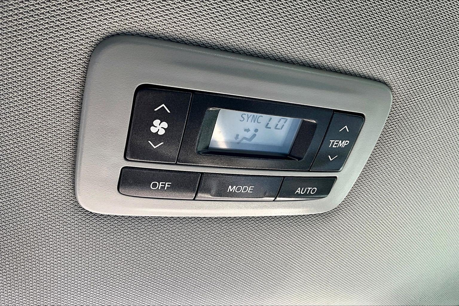 Used 2018 Toyota Sienna XLE w/ Protection Package AWD/4WD image 33