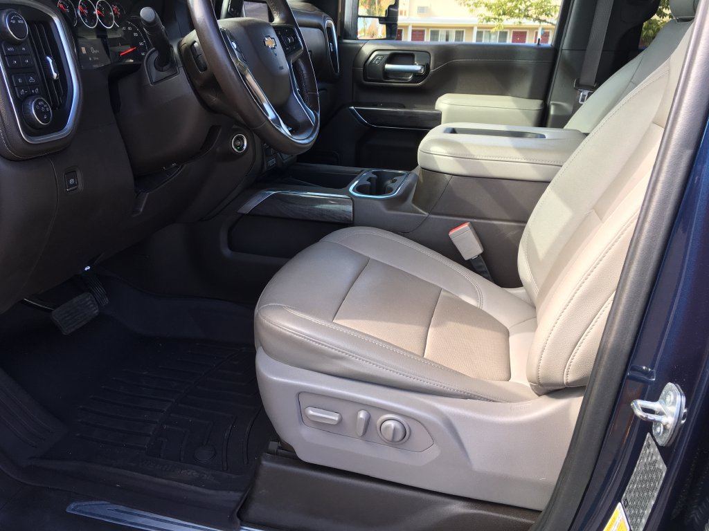 Used 2021 Chevrolet Silverado 3500 LTZ w/ LTZ Plus Package AWD/4WD image 22
