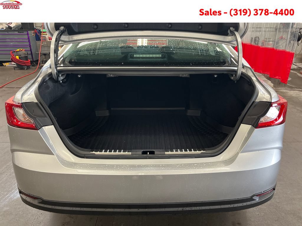 Certified 2025 Toyota Camry LE FWD image 6