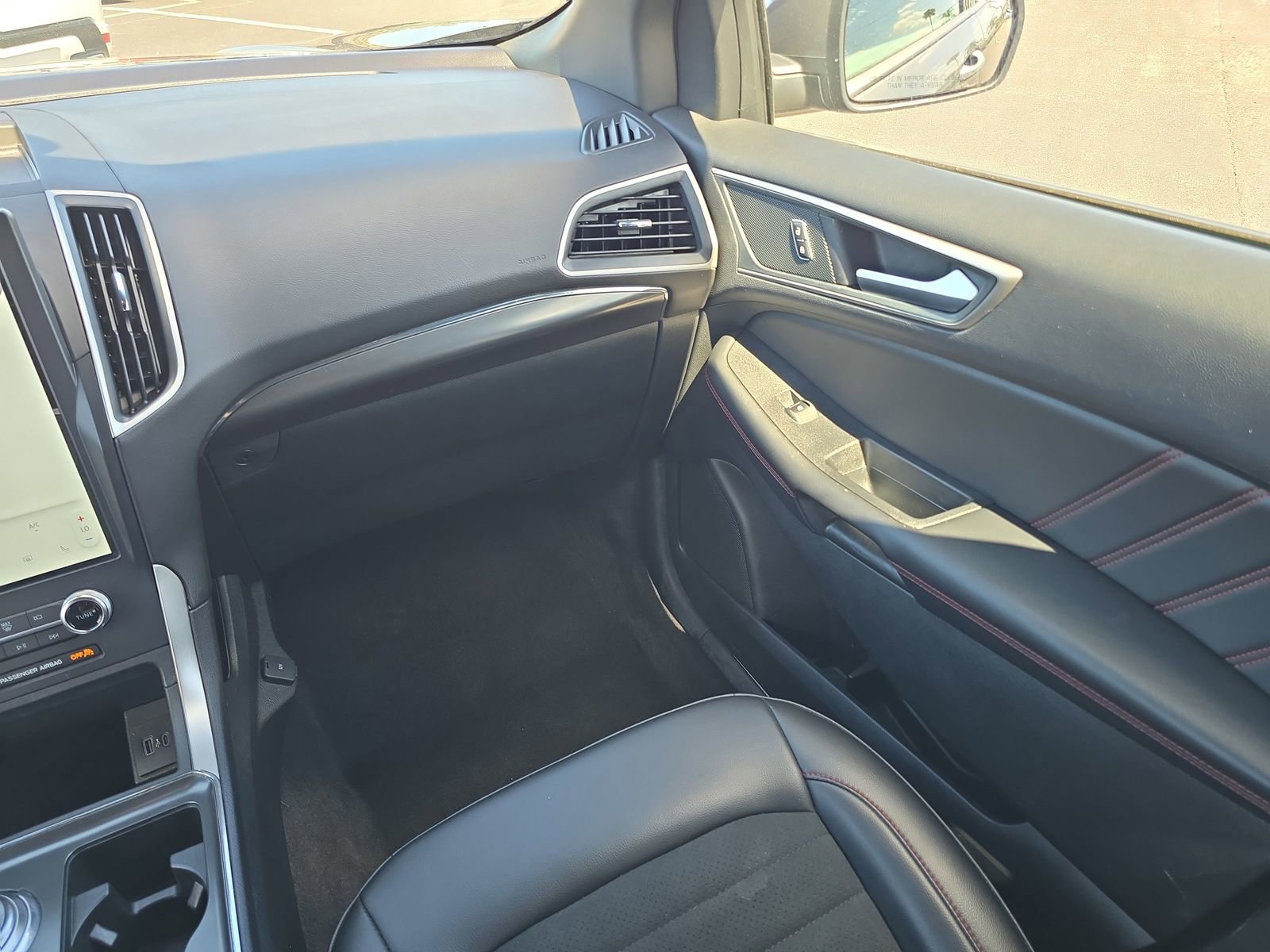 Used 2024 Ford Edge ST-Line AWD/4WD image 12