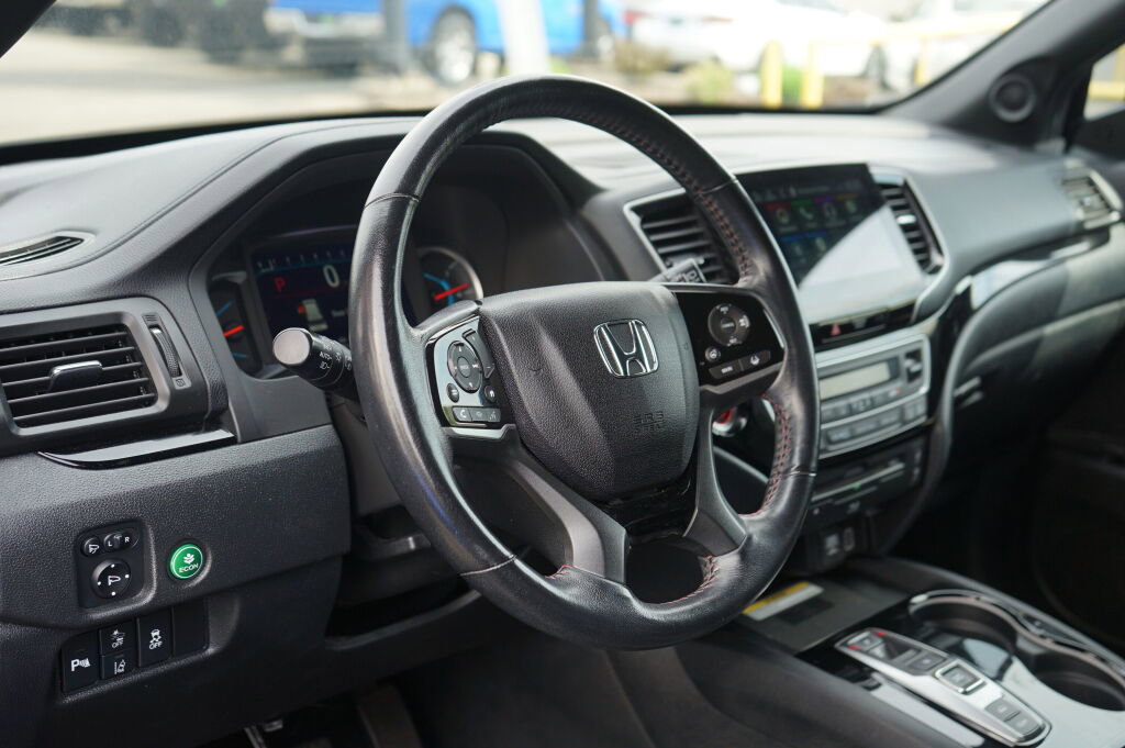 Used 2021 Honda Pilot Black Edition image 11