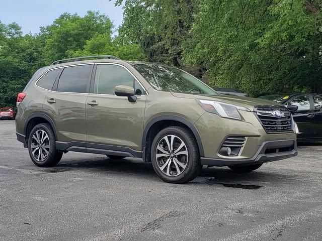 Certified 2023 Subaru Forester Limited AWD/4WD image 1
