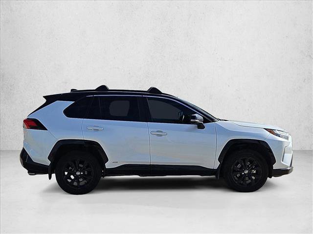 Used 2023 Toyota RAV4 XSE AWD/4WD image 4