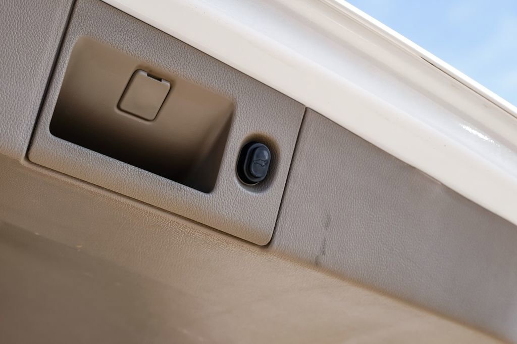 Used 2019 GMC Yukon SLT image 56