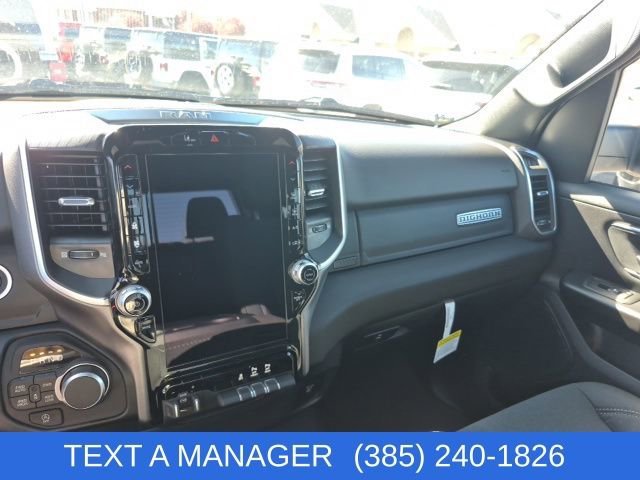 New 2026 RAM 1500 4x4 Crew Cab image 12