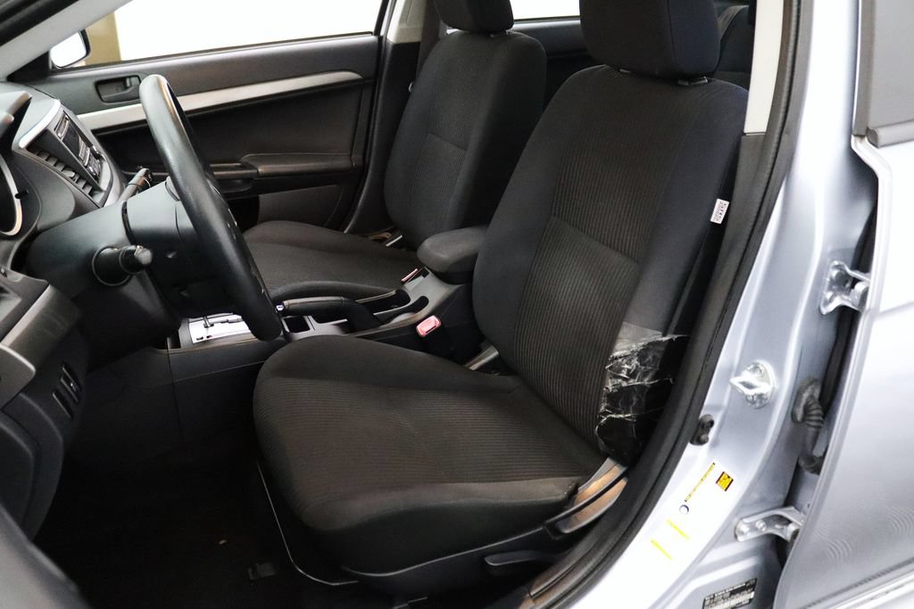 Used 2014 Mitsubishi Lancer ES FWD image 10