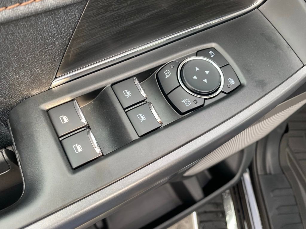 New 2025 Ford F150 Lariat w/ Equipment Group 501A Mid image 14