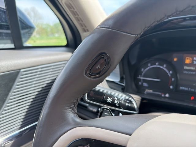 Used 2022 Lincoln Corsair AWD w/ Premium Package image 47
