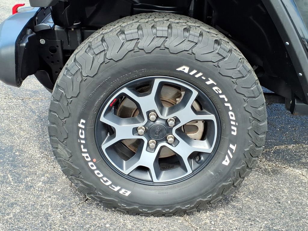 Used 2022 Jeep Wrangler Unlimited Rubicon w/ Cold Weather Group AWD/4WD image 12