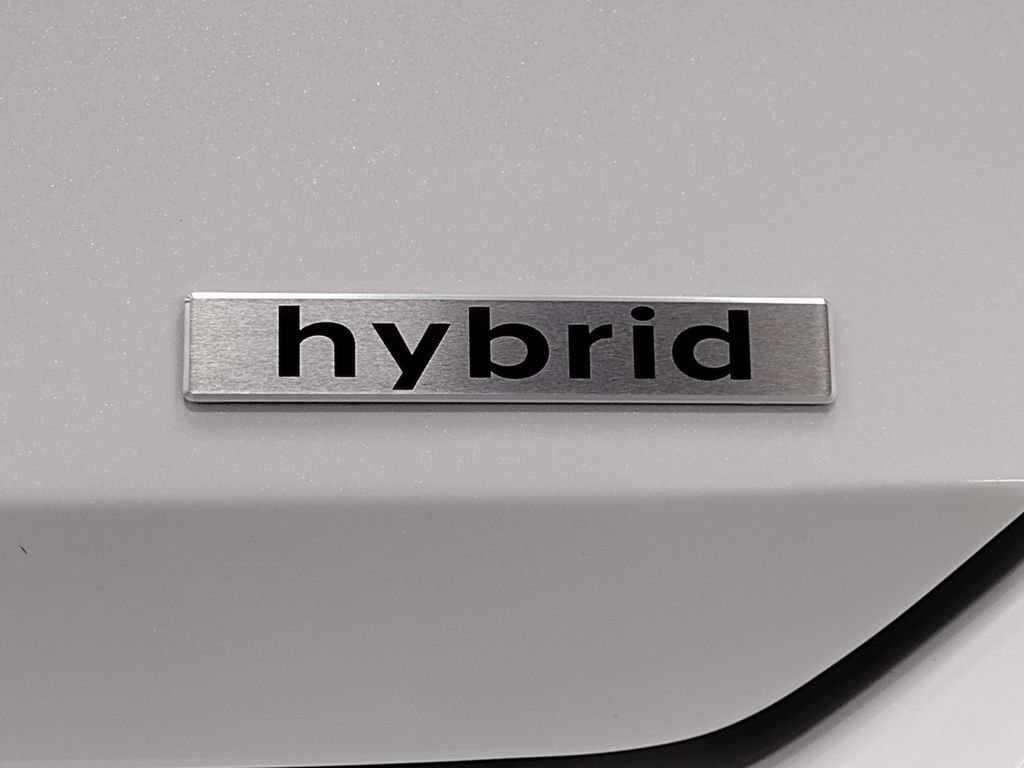 New 2026 Hyundai Elantra Limited FWD image 13