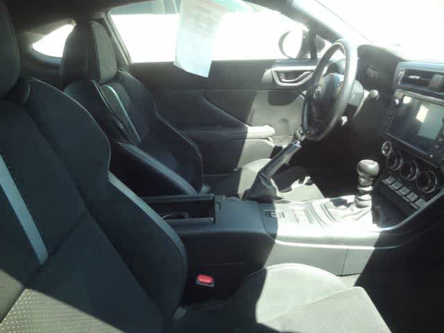 Used 2022 Toyota GR86 Premium RWD image 10