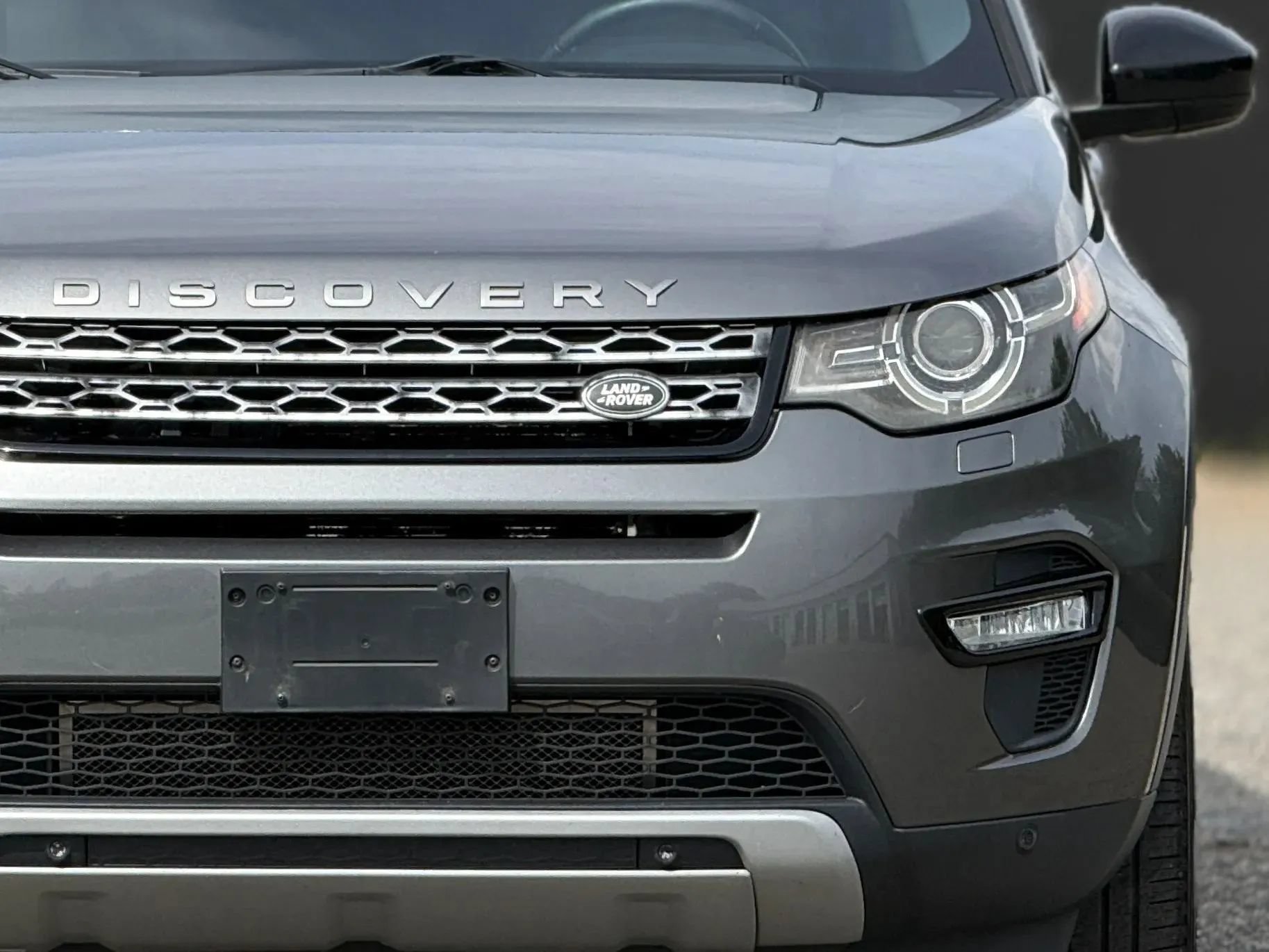 Used 2016 Land Rover Discovery Sport HSE AWD/4WD image 12