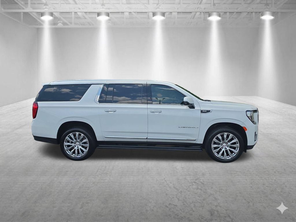 Certified 2023 GMC Yukon XL Denali AWD/4WD image 2