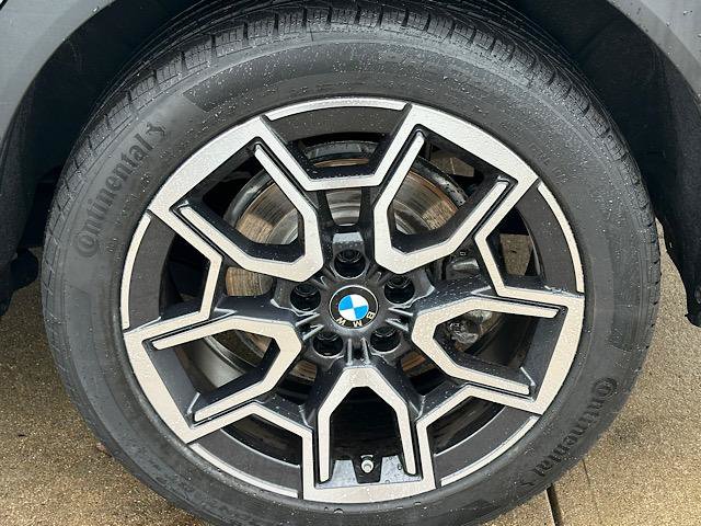 Used 2025 BMW X2 xDrive28i AWD/4WD image 32