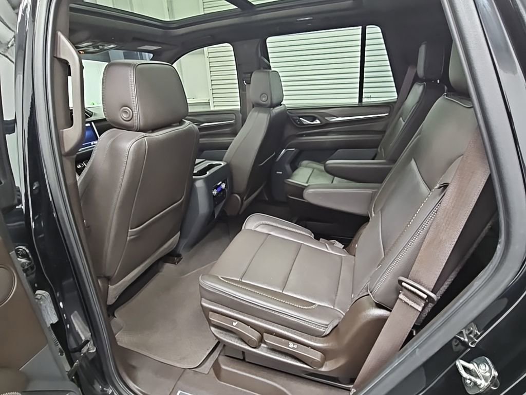 Used 2021 GMC Yukon Denali w/ Denali Premium Package image 36