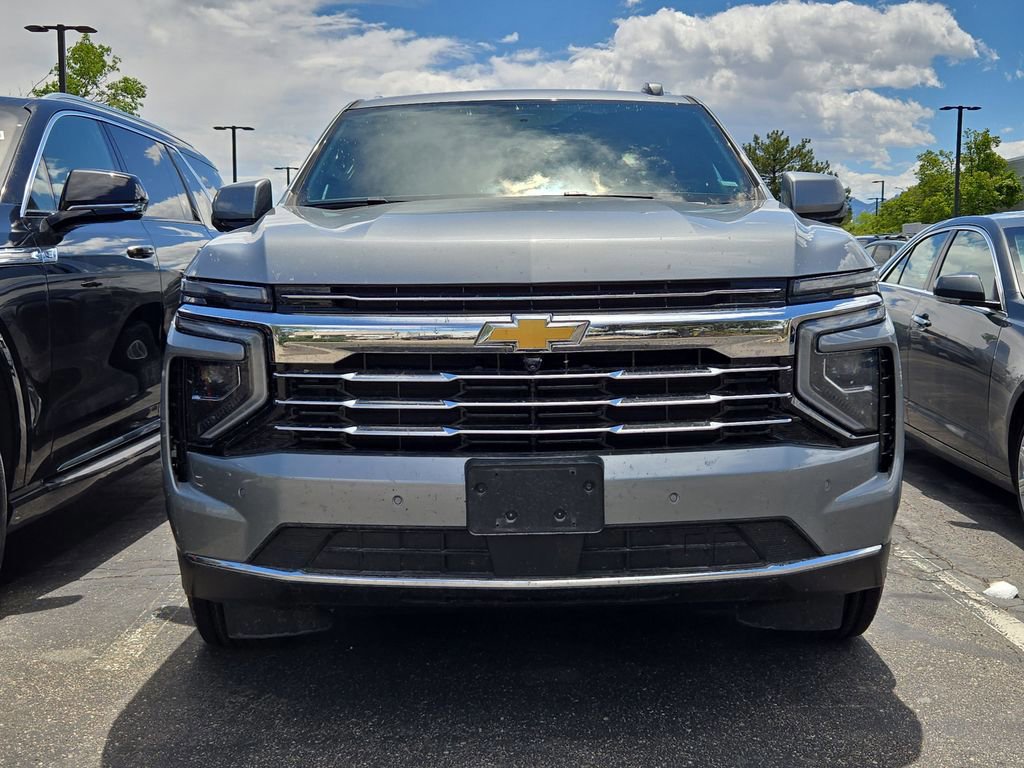 Certified 2025 Chevrolet Suburban LT AWD/4WD image 2