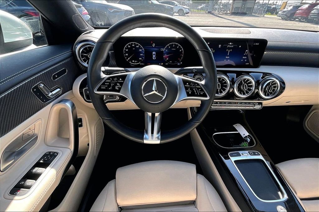 Used 2025 Mercedes-Benz CLA 250 4MATIC w/ Winter Package image 8