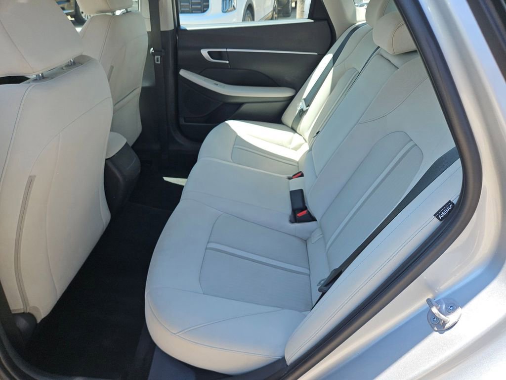 Used 2025 Hyundai Sonata SEL FWD image 26