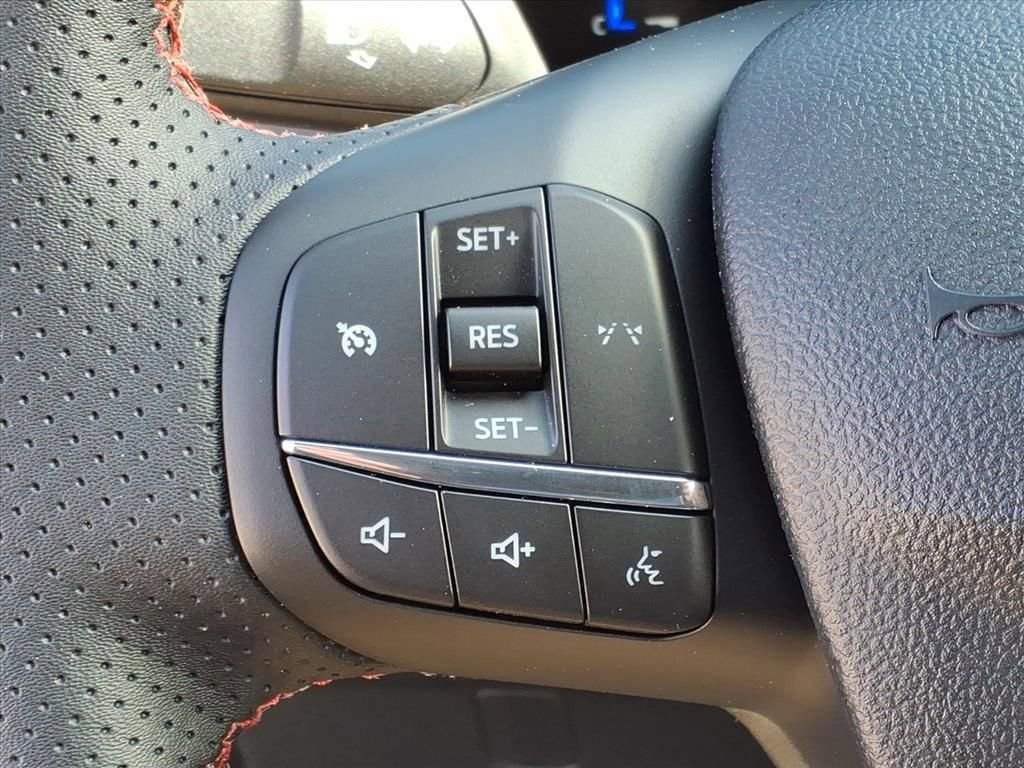 New 2026 Ford Escape ST-Line w/ Cold Weather Package AWD/4WD image 22