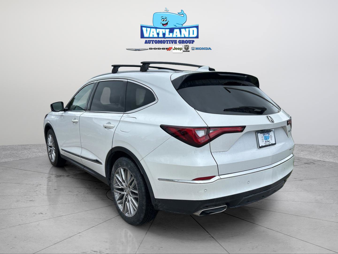 Used 2022 Acura MDX Advance image 3