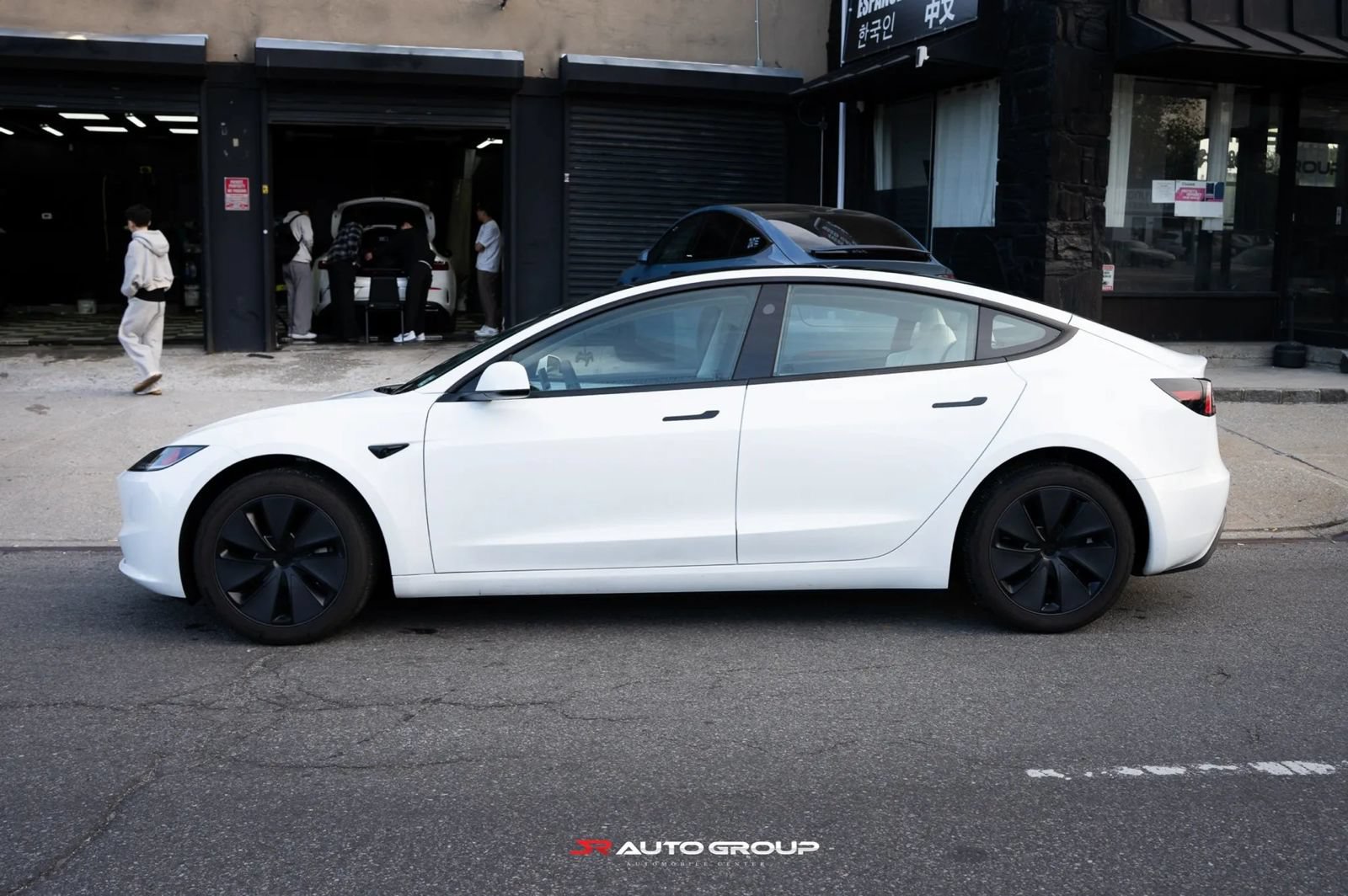 Used 2025 Tesla Model 3 Long Range RWD image 5