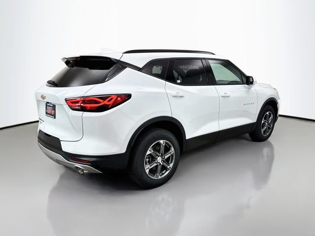 New 2026 Chevrolet Blazer LT w/ Convenience Package AWD/4WD image 9