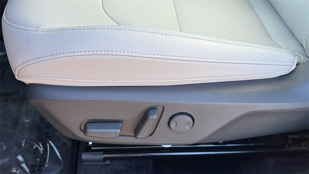 New 2025 Kia Niro EX image 12