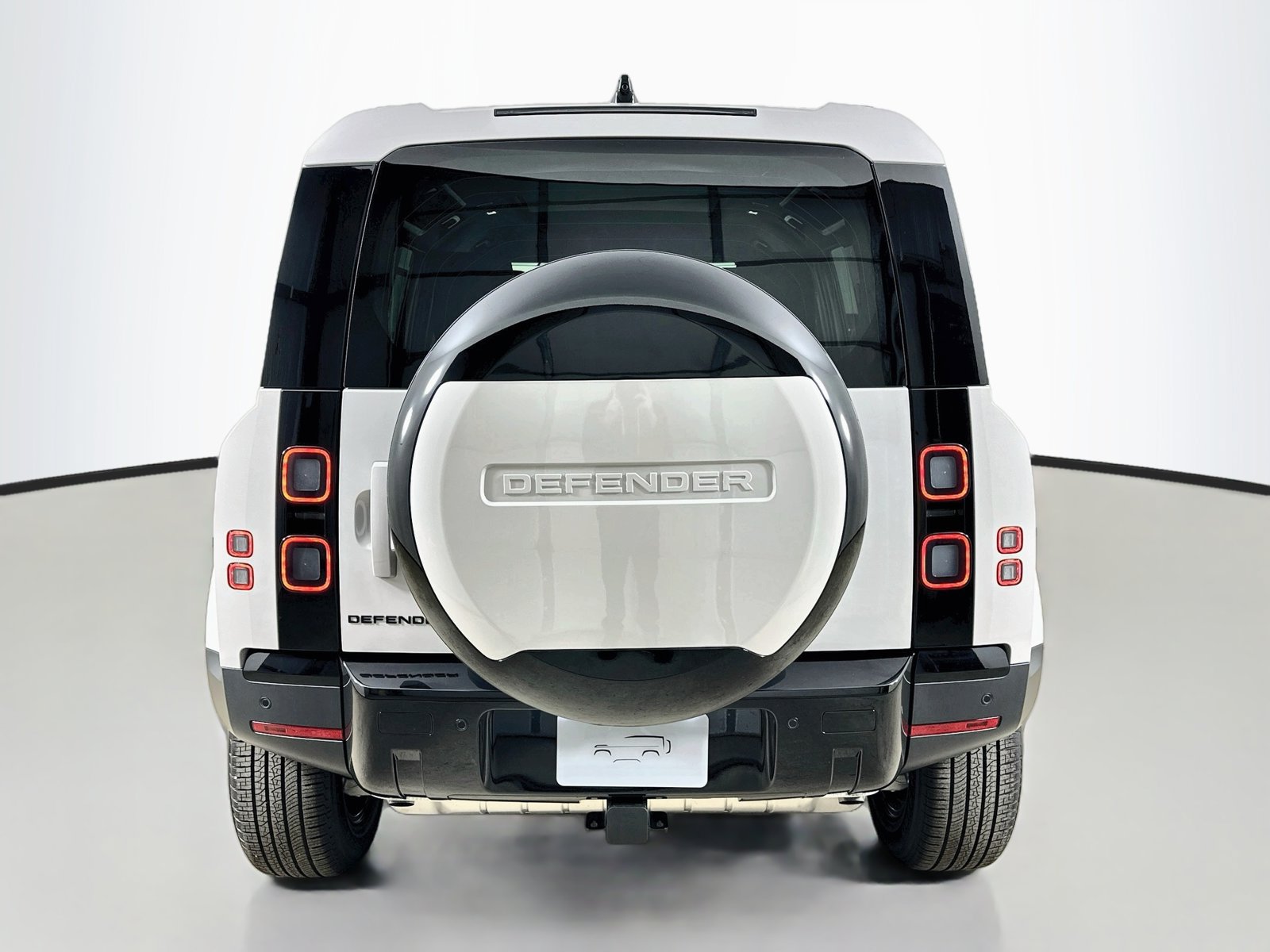New 2026 Land Rover Defender 110 S AWD/4WD image 6