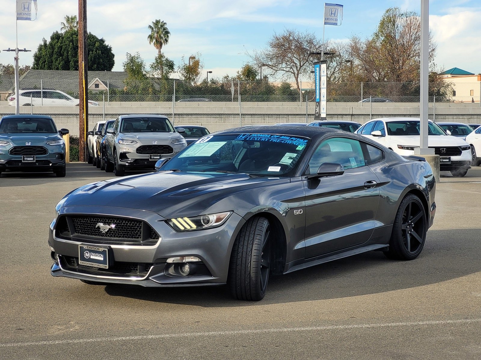 Used 2017 Ford Mustang GT image 8