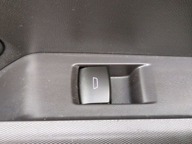 Used 2023 Chevrolet Colorado Z71 image 26