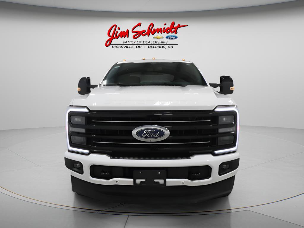 Used 2025 Ford F250 Platinum w/ FX4 Off-Road Package AWD/4WD image 3