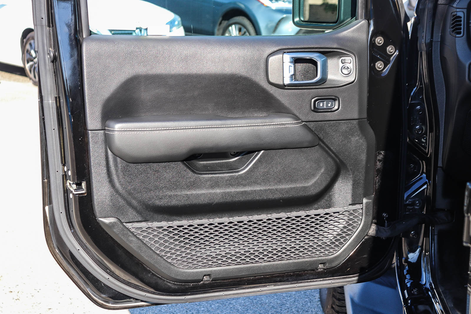 Used 2021 Jeep Gladiator Overland w/ Popular Equipment Package image 21