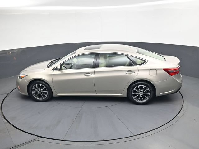 Used 2016 Toyota Avalon XLE Premium FWD image 27