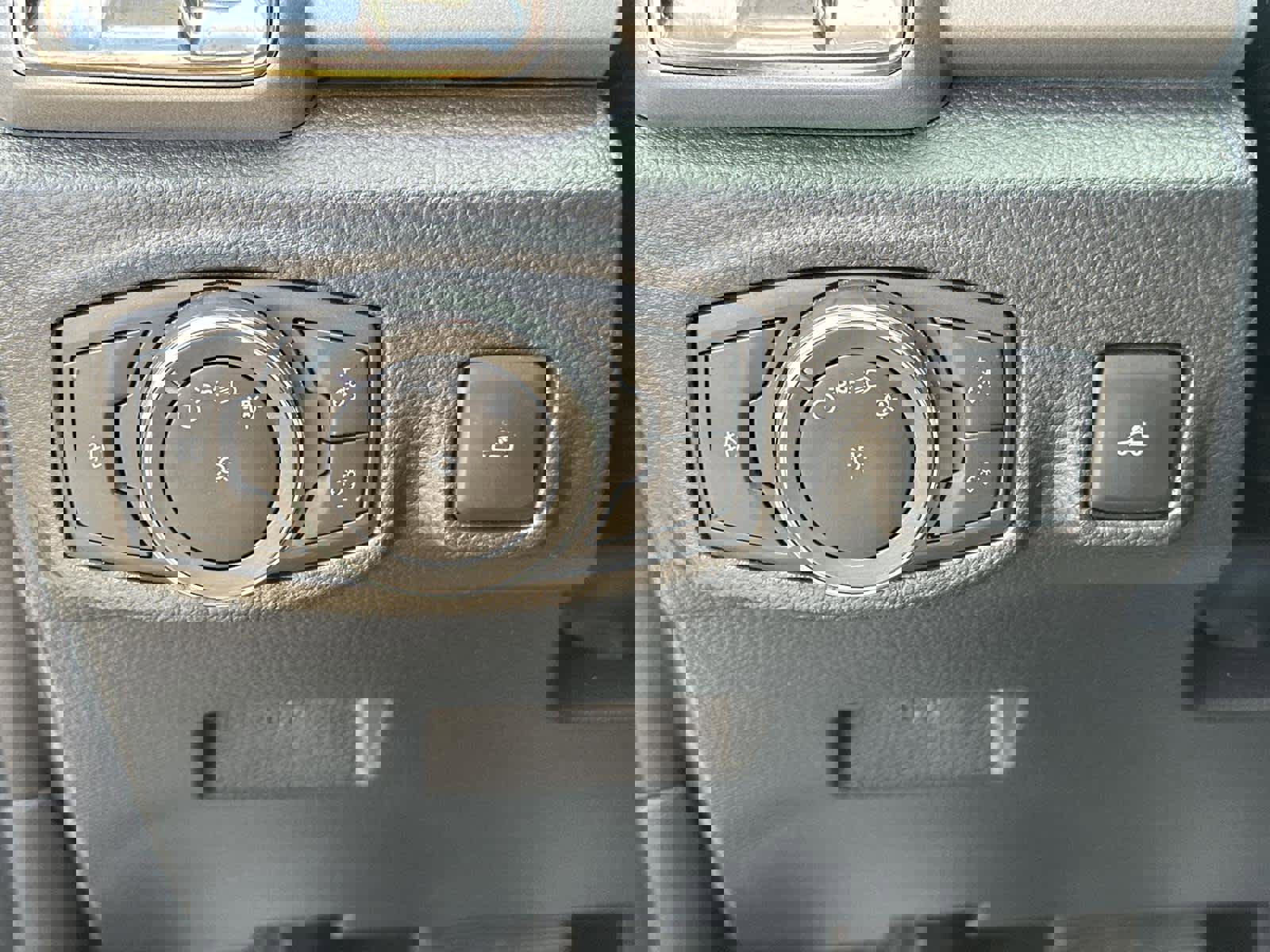 Used 2023 Ford Ranger XLT w/ Equipment Group 301A Mid image 31