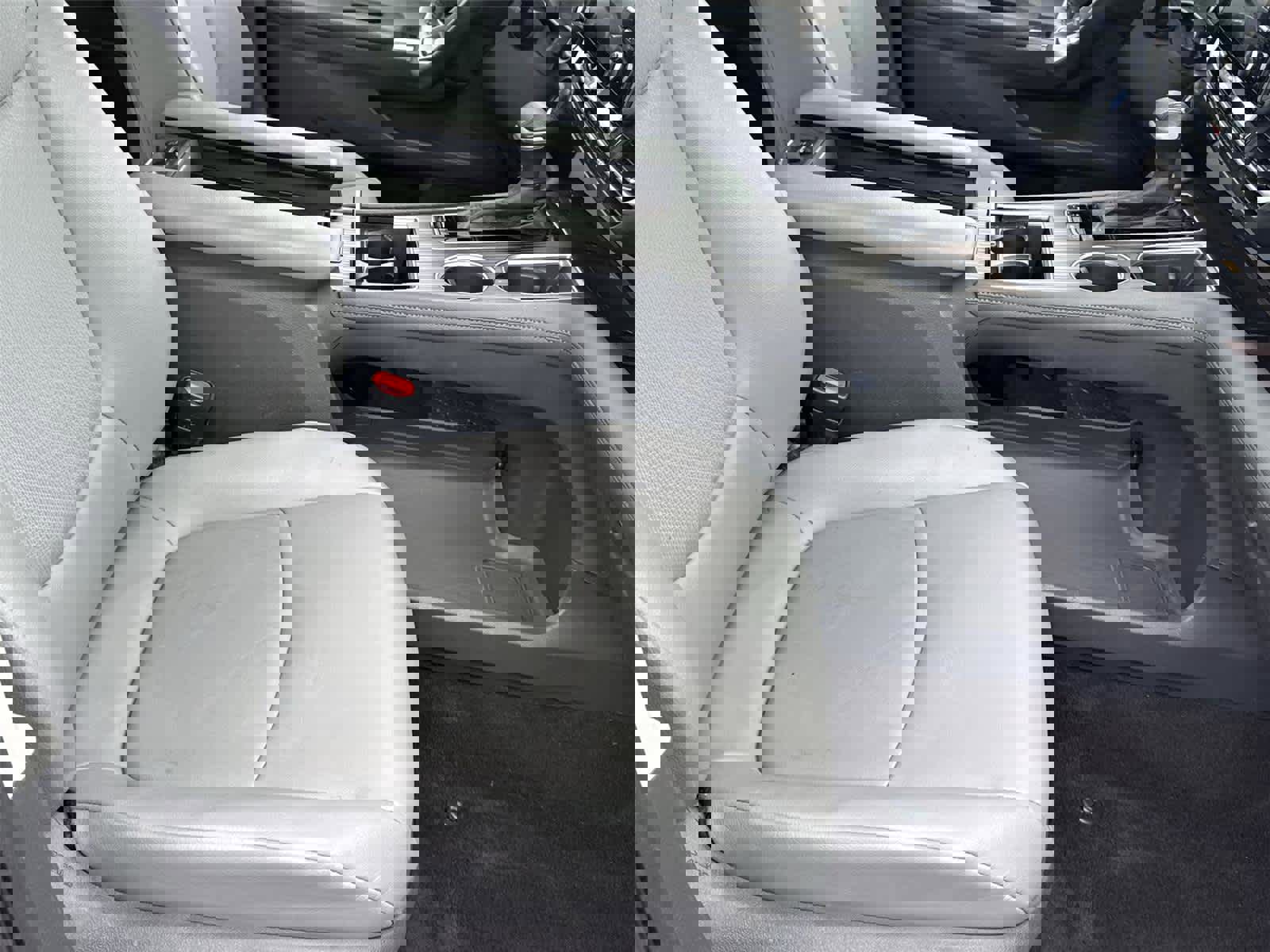 Used 2021 Toyota Sienna XLE w/ XLE Plus Package image 17