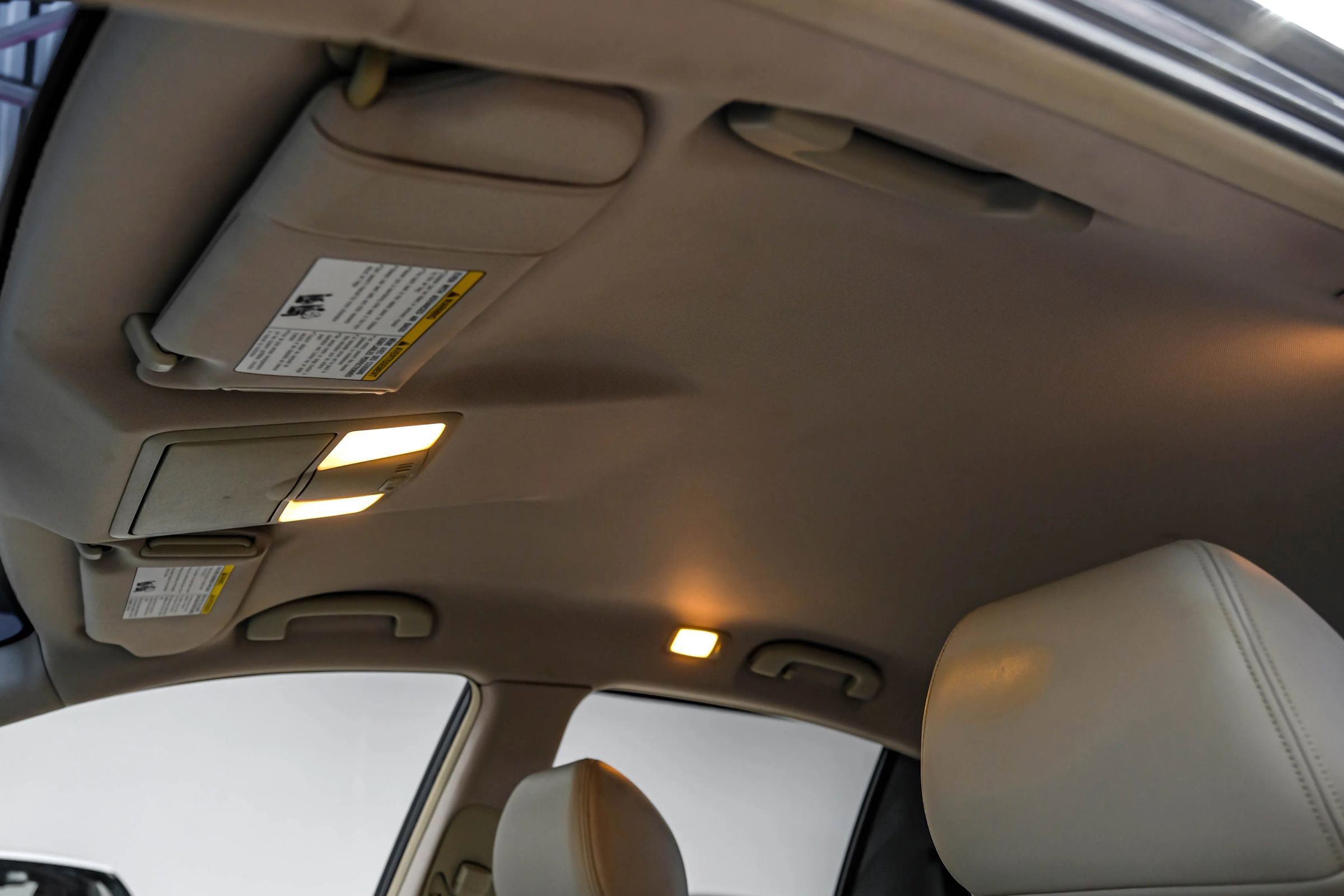 Used 2015 INFINITI Q40 image 25