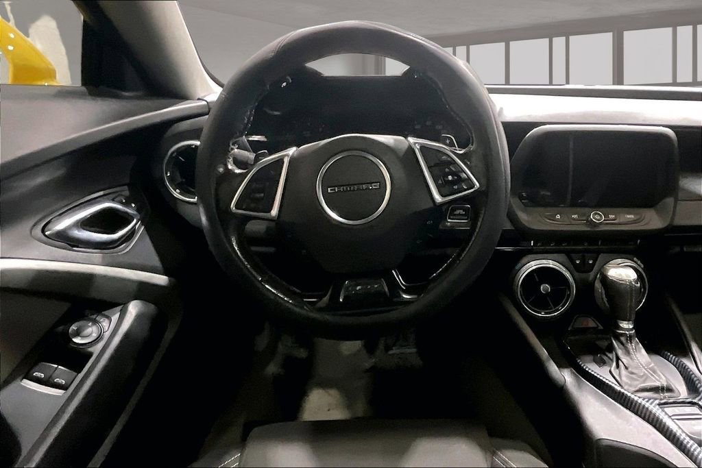 Used 2017 Chevrolet Camaro SS image 5