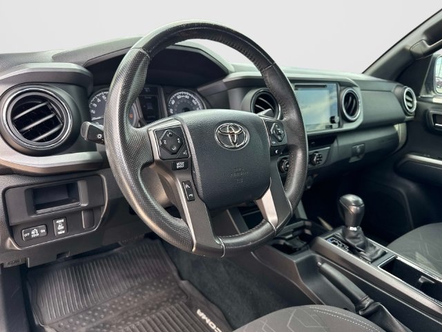Used 2016 Toyota Tacoma TRD Sport w/ Towing Package RWD image 33