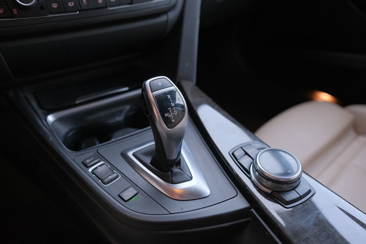 Used 2015 BMW 335i Sedan RWD image 21