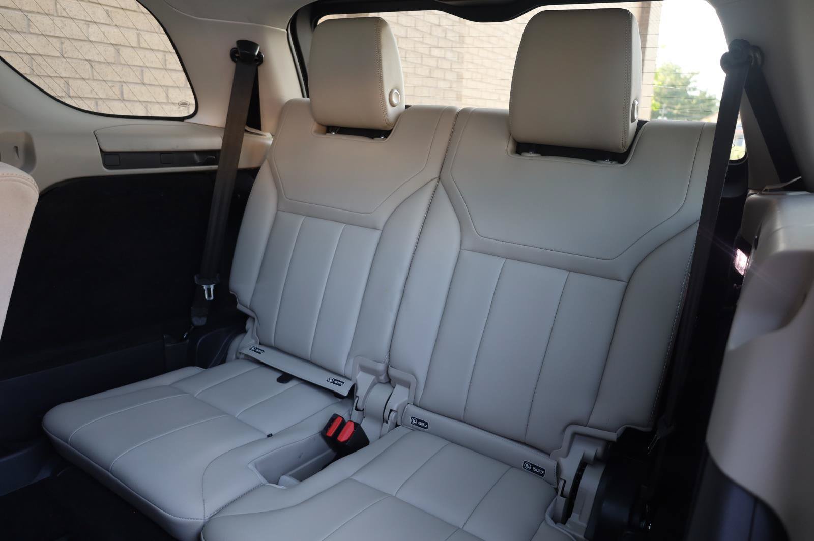 Used 2019 Land Rover Discovery SE AWD/4WD image 26