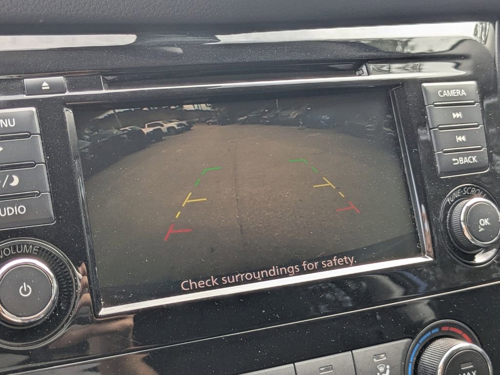 Used 2020 Nissan Rogue S image 21