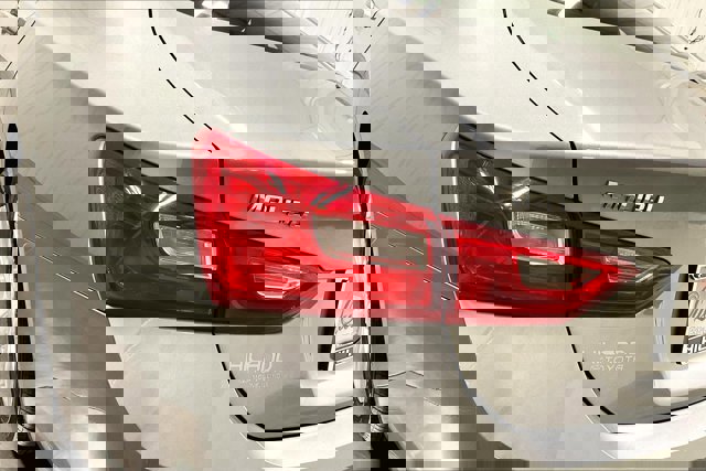 Used 2024 Chevrolet Malibu LT image 29