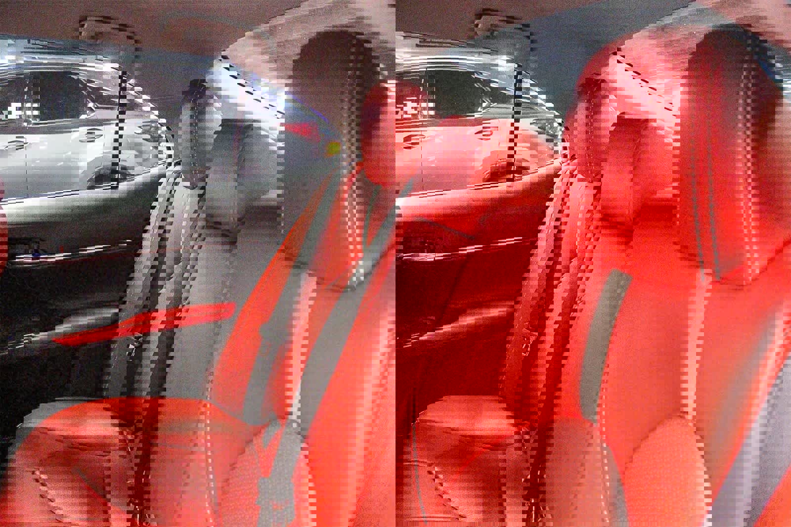 Used 2023 Toyota Camry SE image 19