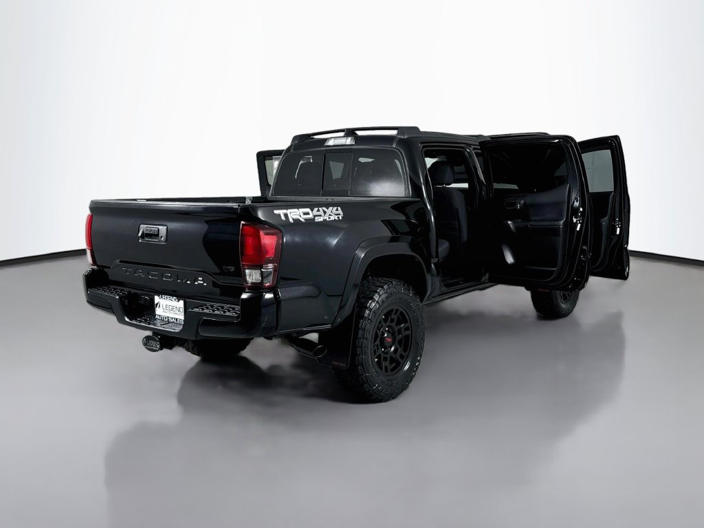 Used 2019 Toyota Tacoma TRD Sport AWD/4WD image 21