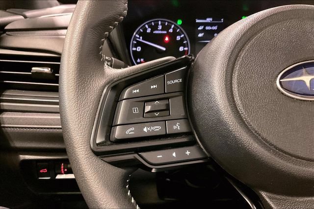 Used 2025 Subaru Forester Premium AWD/4WD image 18
