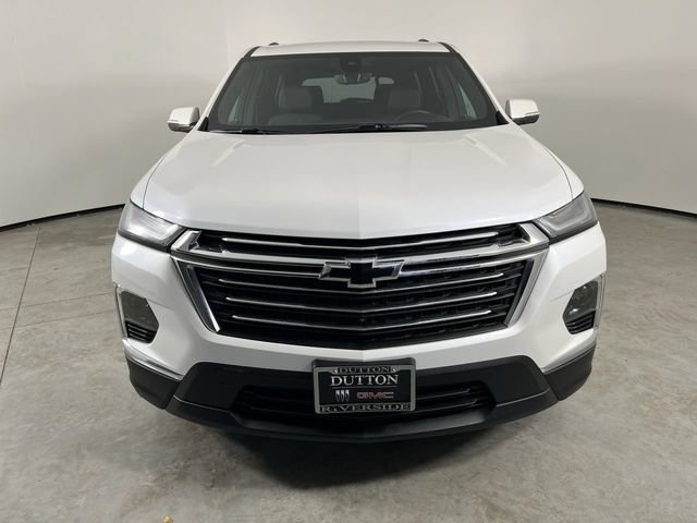 Certified 2023 Chevrolet Traverse LT w/ LT Premium Package FWD image 3
