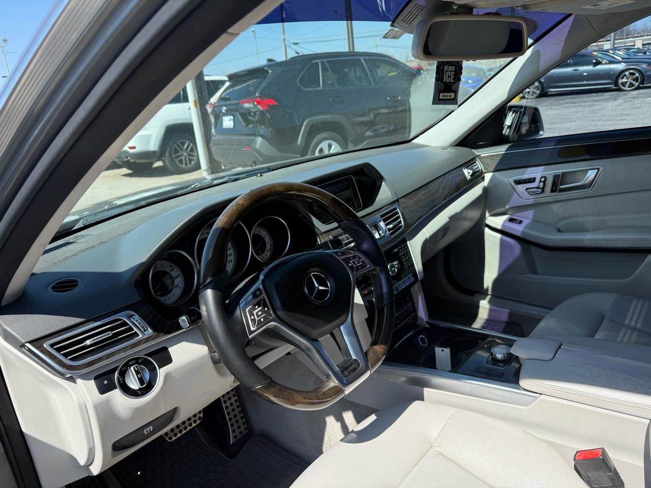 Used 2014 Mercedes-Benz E 350 E350 Sedan image 8